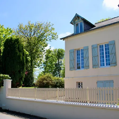 Bed & Breakfast La Mirabelle 2min D'arromanches-les-bains 4*