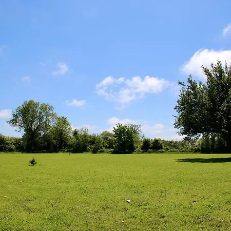 La Mirabelle 2min D'arromanches-les-bains Bed & Breakfast 4*