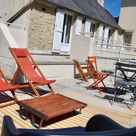 La Mirabelle 2min D'arromanches-les-bains Bed & Breakfast 4*