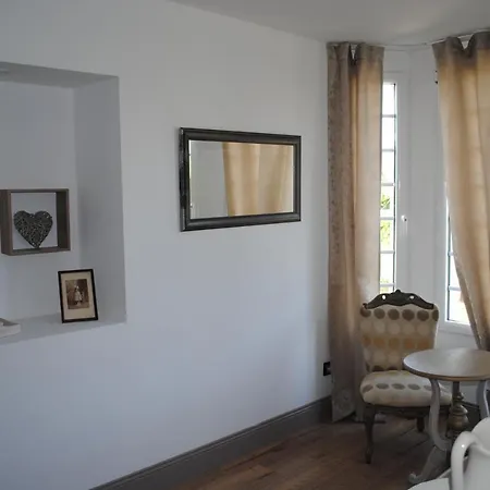 Panzió La Mirabelle 2min D'arromanches-les-bains 4*