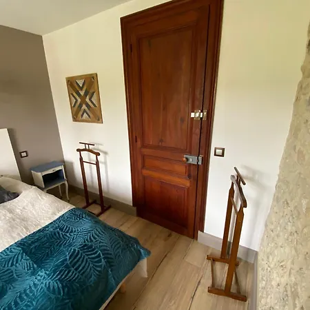 La Mirabelle 2min D'arromanches-les-bains לינה וארוחת בוקר 4*