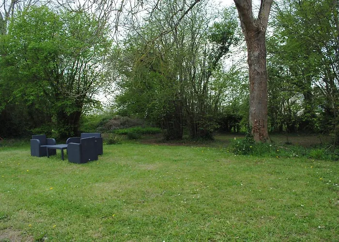 La Mirabelle 2min D'arromanches-les-bains Bed & Breakfast 4*