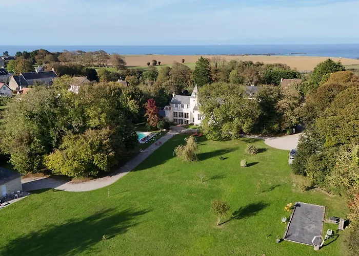 La Mirabelle 2min D'arromanches-les-bains Bed & Breakfast