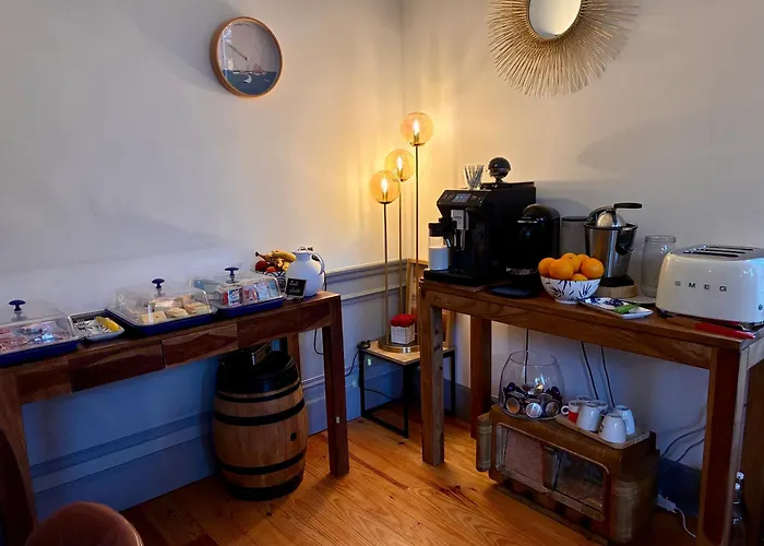 La Mirabelle 2min D'arromanches-les-bains Bed & Breakfast